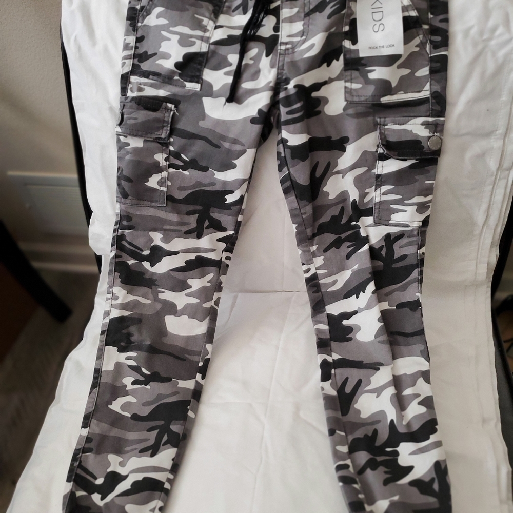 Grey camo joggers VIP Kids Size 14